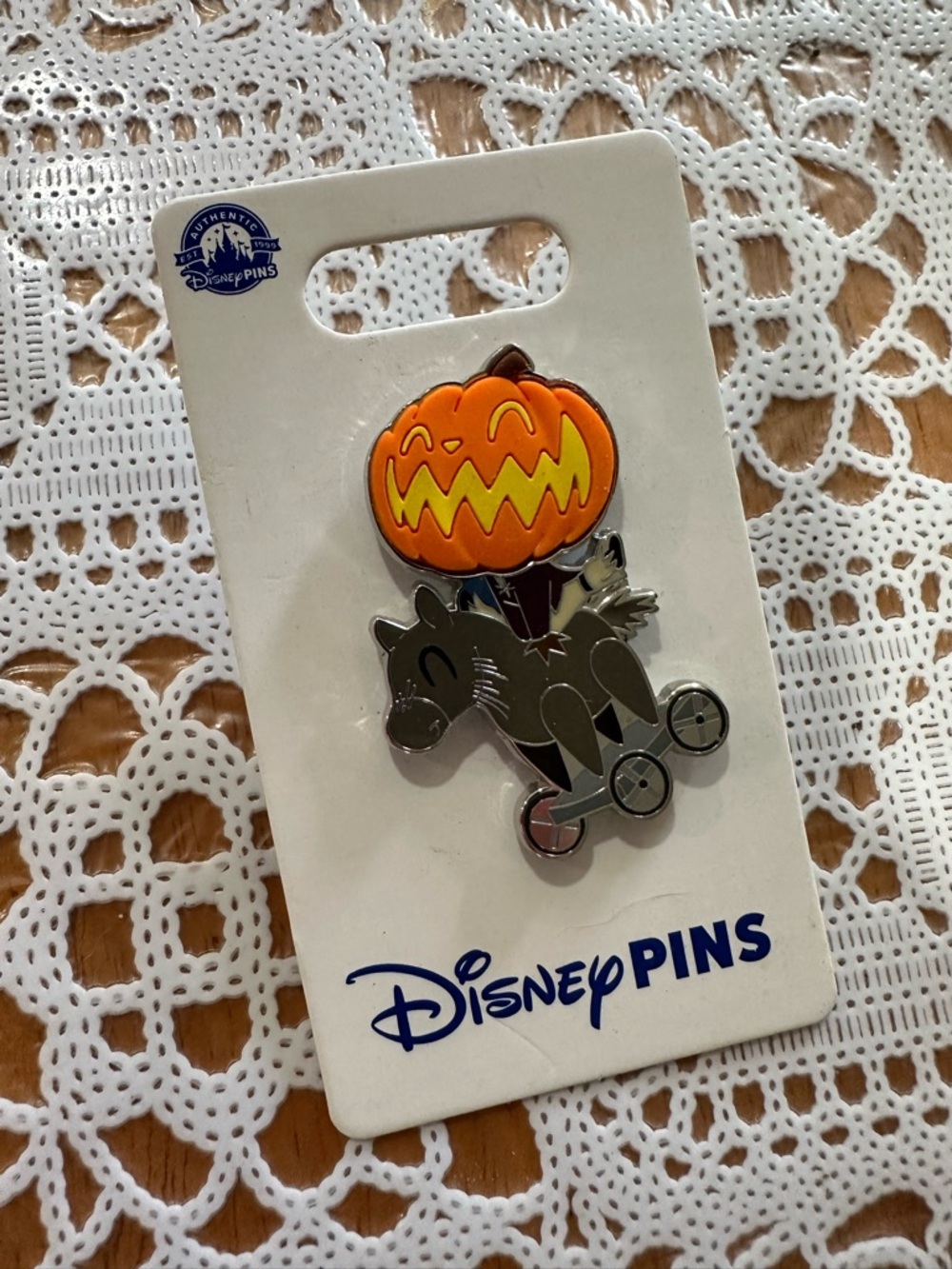 Disney Nightmare Before Christmas Pumpkin Head Pin